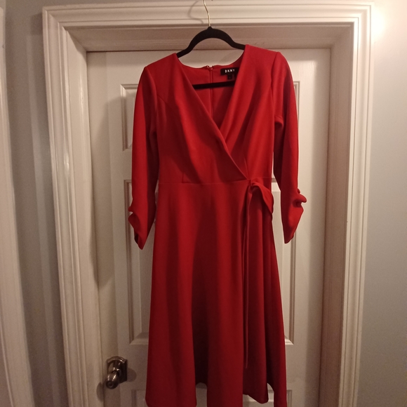 Dkny Dresses & Skirts - DKNY Scarlet Long Sleeve Dress